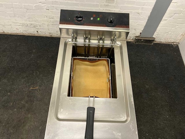 Friteuse - afbeelding 10 van  11