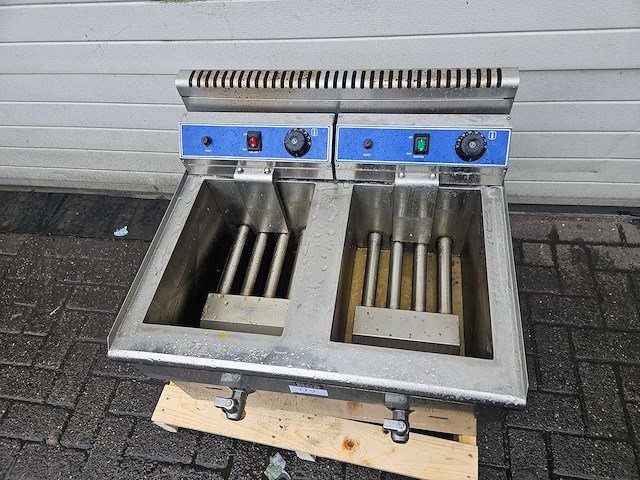 Friteuse - afbeelding 4 van  4