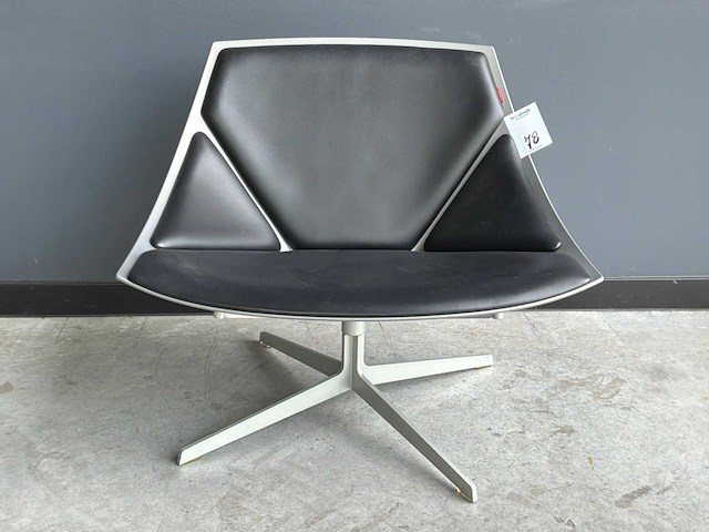Frits hansen space lounge jl10 fauteuil - afbeelding 1 van  6