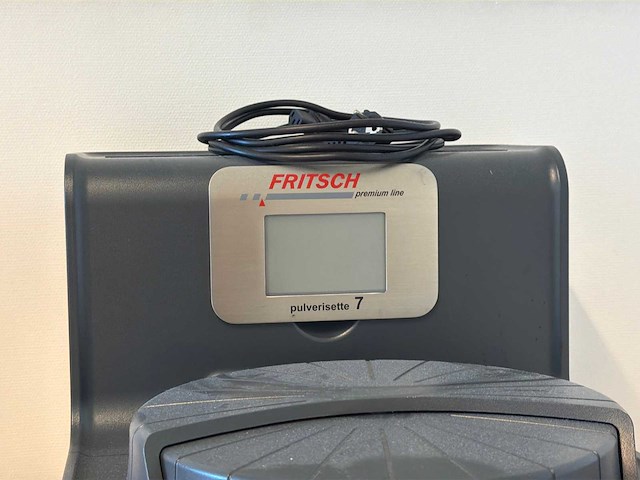Fritsch pulverisette 7 premium line planetary micro mill laboratoriummolen 2017 + toebehoren - afbeelding 3 van  10
