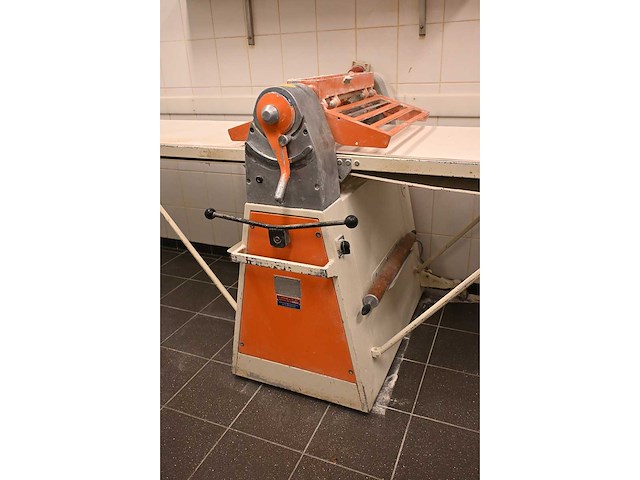 Fritsch rollfix uitrolmachine - afbeelding 2 van  8