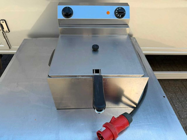 Frituurpan - ongebruikt - friteuse - afbeelding 2 van  3