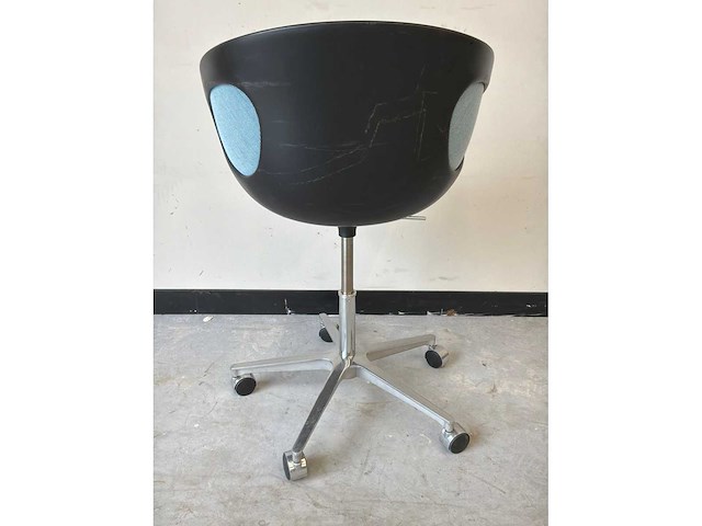 Fritz hansen - conference rin chair (4x) - afbeelding 11 van  11