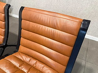 Fritz hansen ax chair cognac leder zwart hout (2x) - afbeelding 14 van  14