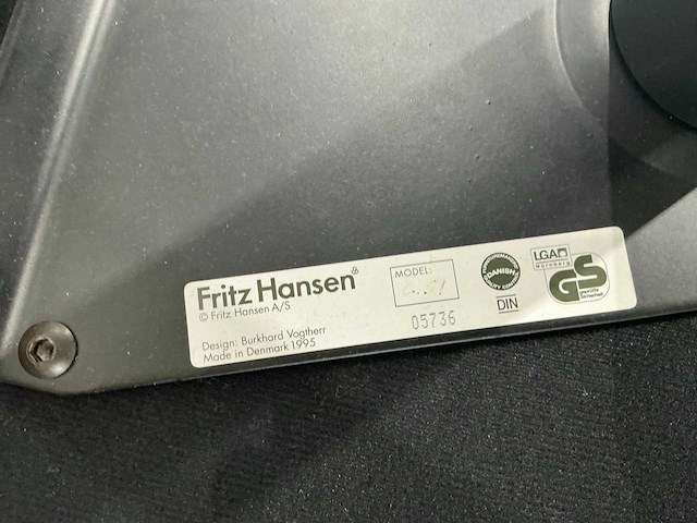 Fritz hansen eetkamerstoel (2x) - afbeelding 3 van  5