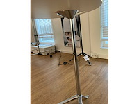 Fritz hansen little friend bijzettafel - afbeelding 5 van  9