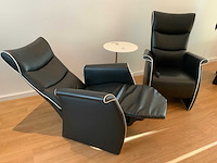 Fritz hansen little friend frans molenaar bijzettafel en 2 relax fauteuils - afbeelding 1 van  14