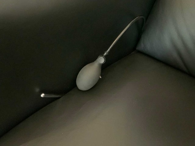 Fritz hansen little friend frans molenaar bijzettafel en 2 relax fauteuils - afbeelding 11 van  17