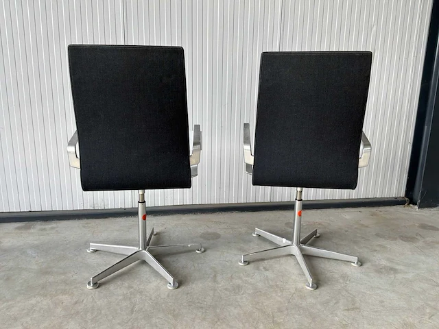 Fritz hansen oxfort vergaderstoel (2x) - afbeelding 5 van  6