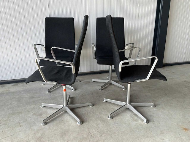 Fritz hansen oxfort vergaderstoel (4x) - afbeelding 3 van  7