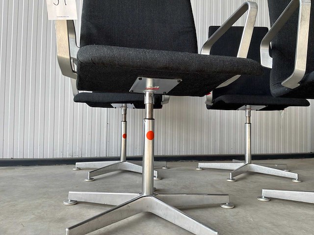 Fritz hansen oxfort vergaderstoel (4x) - afbeelding 6 van  7