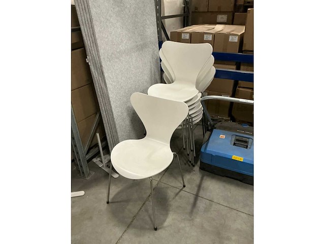 Fritz hansen vlinderstoel wit (8x) - afbeelding 2 van  3
