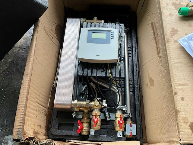 Friwa 8030 komfort doorstroom verwarmer met omschakelstation - afbeelding 3 van  8