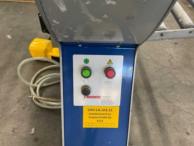 Fromm fy 300-50 omwikkelmachine - afbeelding 3 van  4