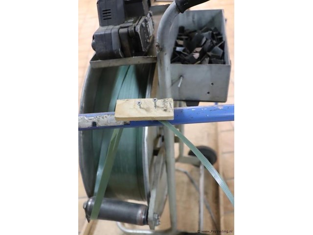 Fromm omsnoeringsapparaat p325 incl. transportwagen - afbeelding 4 van  14