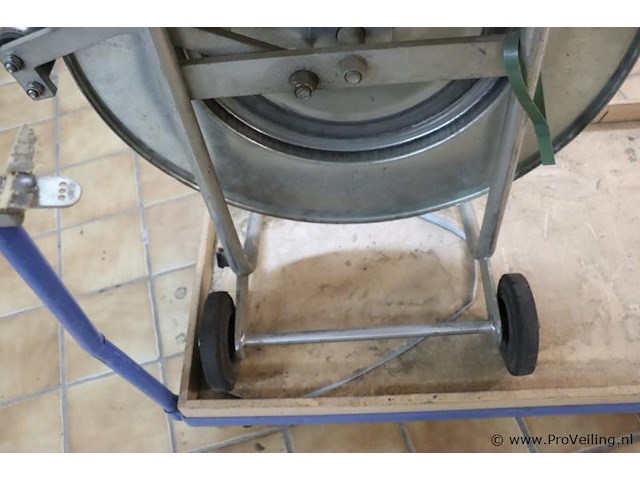 Fromm omsnoeringsapparaat p325 incl. transportwagen - afbeelding 5 van  14