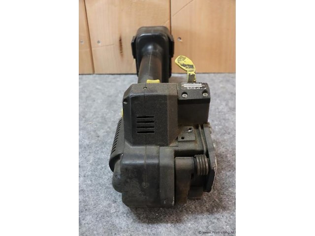 Fromm omsnoeringsapparaat p325 incl. transportwagen - afbeelding 8 van  14