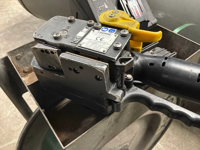 Fromm p320 omsnoermachine - afbeelding 6 van  7