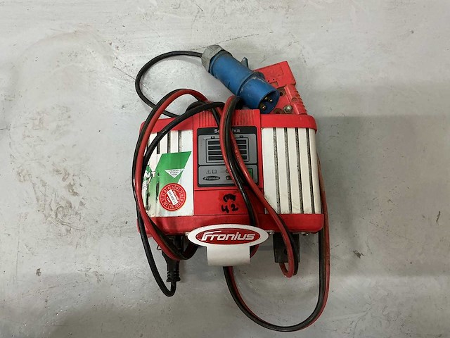 Fronius - 24v 32a - battery chargers - afbeelding 1 van  2