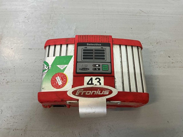 Fronius - 24v 32a - battery chargers - afbeelding 1 van  2