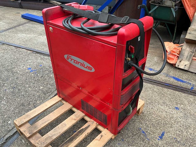 Fronius - kühlger - magic wave 3000 ac/dc tig lasapparaat - afbeelding 12 van  14