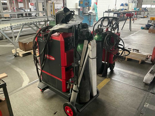 Fronius iwave 300i ac/dc lasmachine - afbeelding 2 van  9