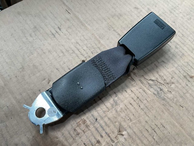 Front seat belt kit - afbeelding 2 van  3
