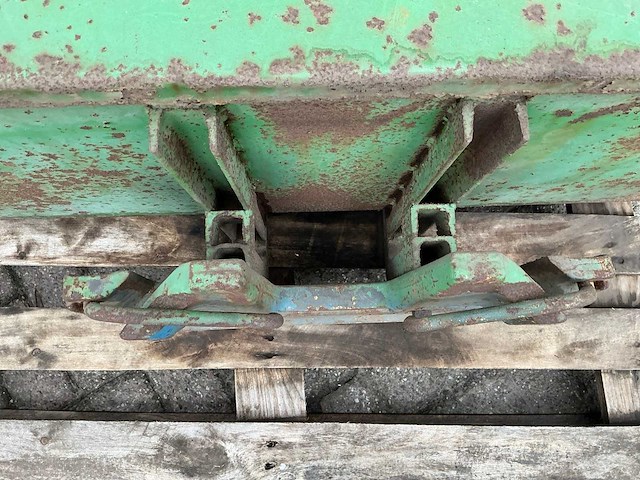 Frontbak fendt gewichtaansluiting agrarisch - afbeelding 11 van  11