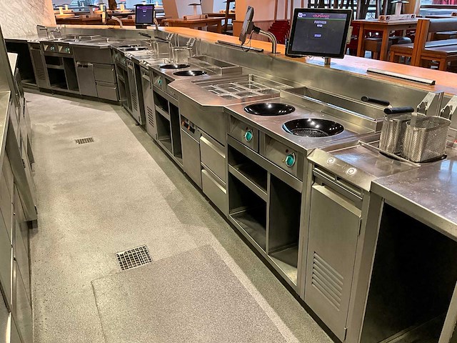 Frontcooking counter met apparatuur & afzuigkap (combinatiekavel 26 t/m 37) - afbeelding 3 van  12