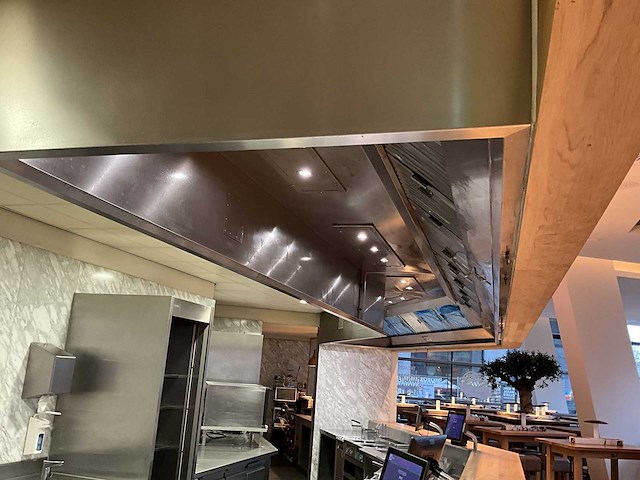 Frontcooking counter met apparatuur & afzuigkap (combinatiekavel 26 t/m 37) - afbeelding 5 van  12