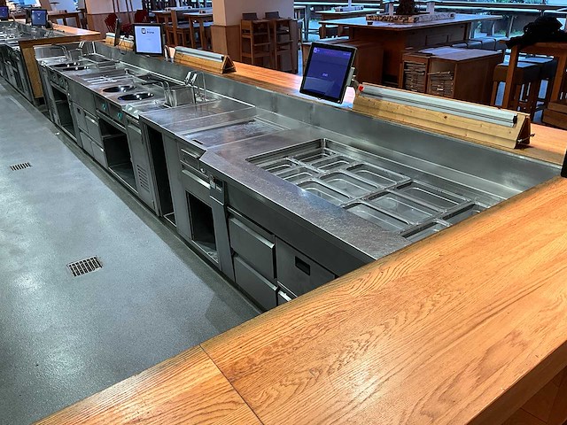 Frontcooking counter met apparatuur (combinatiekavel 14 t/m 20) - afbeelding 5 van  11