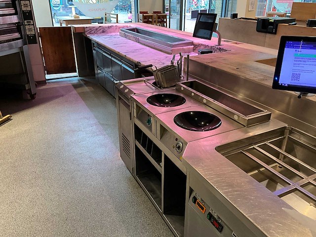 Frontcooking counter met apparatuur (combinatiekavel 17-36) - afbeelding 6 van  6