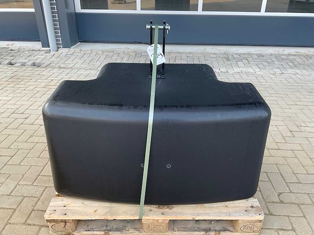 Frontgewicht, “1050kg” - afbeelding 1 van  6