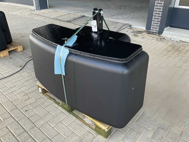 Frontgewicht, “1050kg” - afbeelding 2 van  6