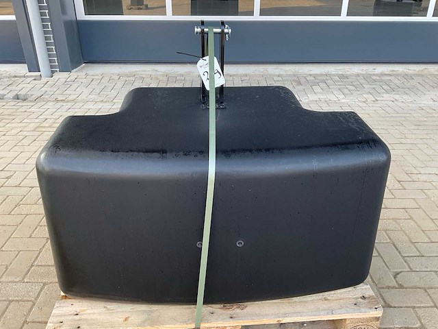Frontgewicht, “1050kg” - afbeelding 1 van  6