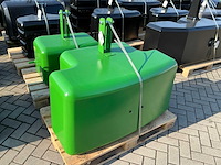 Frontgewicht “1050kg” - afbeelding 1 van  5