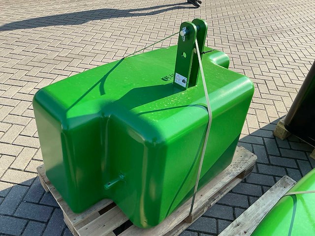 Frontgewicht “1050kg” - afbeelding 4 van  5