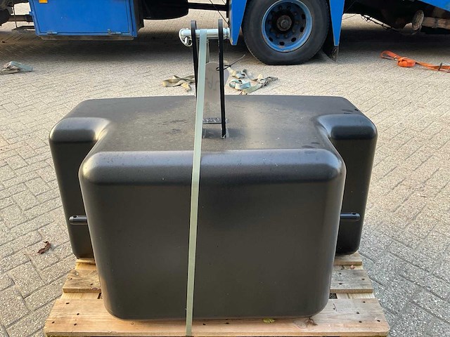 Frontgewicht, “1050kg” - afbeelding 6 van  6