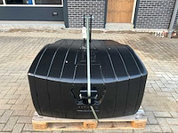 Frontgewicht, “1100kg” - afbeelding 1 van  4