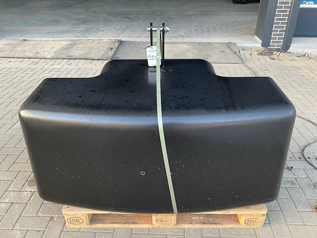 Frontgewicht, “1450kg” - afbeelding 1 van  5