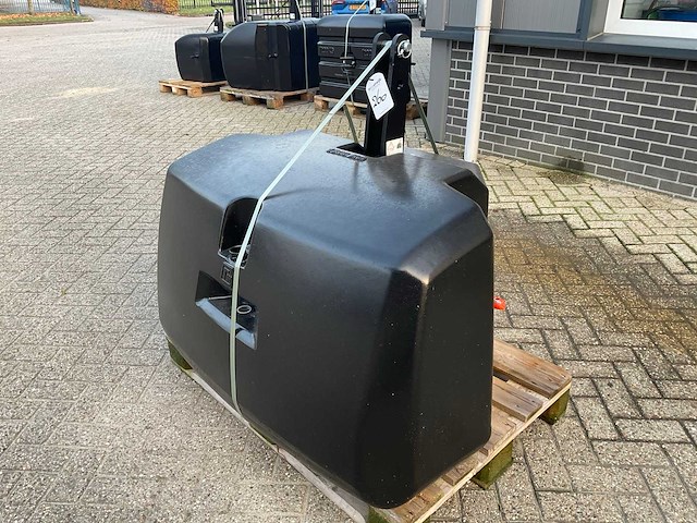 Frontgewicht, “1800kg” - afbeelding 2 van  6