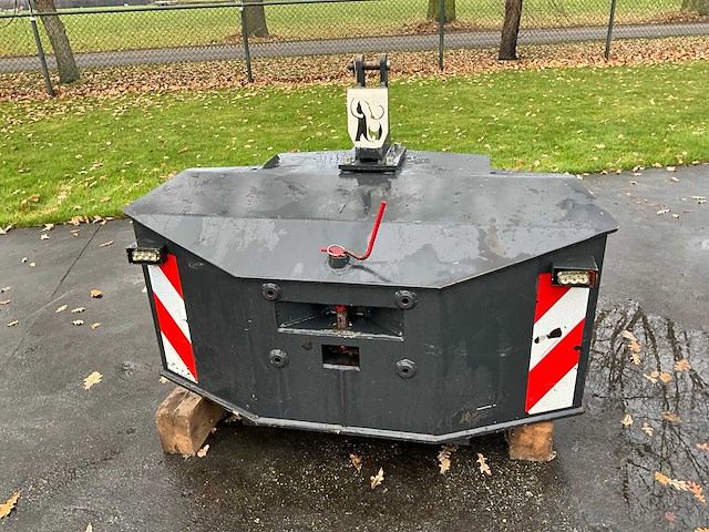 Frontgewicht 2000kg - afbeelding 2 van  5