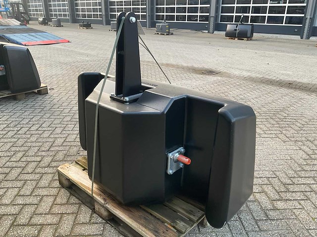 Frontgewicht, “2200kg” - afbeelding 2 van  4