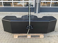 Frontgewicht, “3000kg” - afbeelding 1 van  4