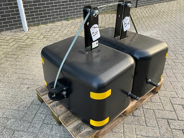 Frontgewicht, “450kg” - afbeelding 2 van  3