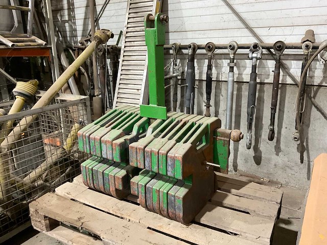 Frontgewicht 545kg - afbeelding 1 van  7