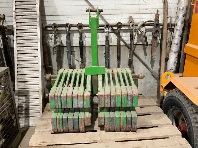 Frontgewicht 545kg - afbeelding 2 van  7