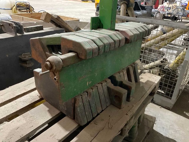 Frontgewicht 545kg - afbeelding 7 van  7