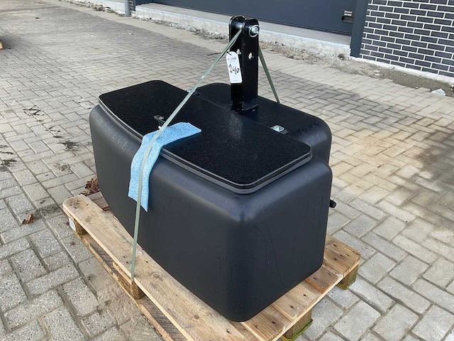 Frontgewicht, “600kg” - afbeelding 2 van  6