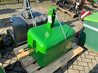 Frontgewicht “600kg” - afbeelding 1 van  5